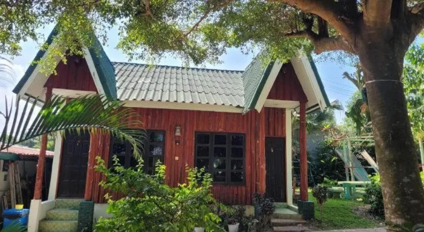 Chiangkhan Greenview Resort