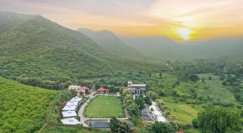 Kavish Holiday Hill Resort n Spa - Udaipur