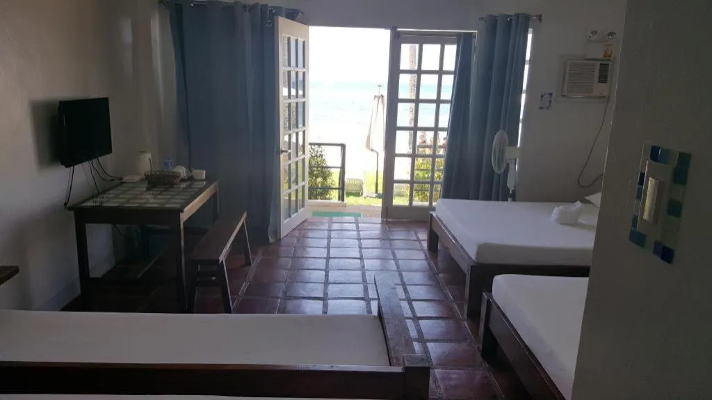 Bed in Blue Ocean Bohol Beachfront