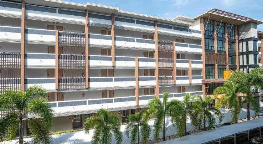 B2 Korat Night Market Boutique & Budget Hotel