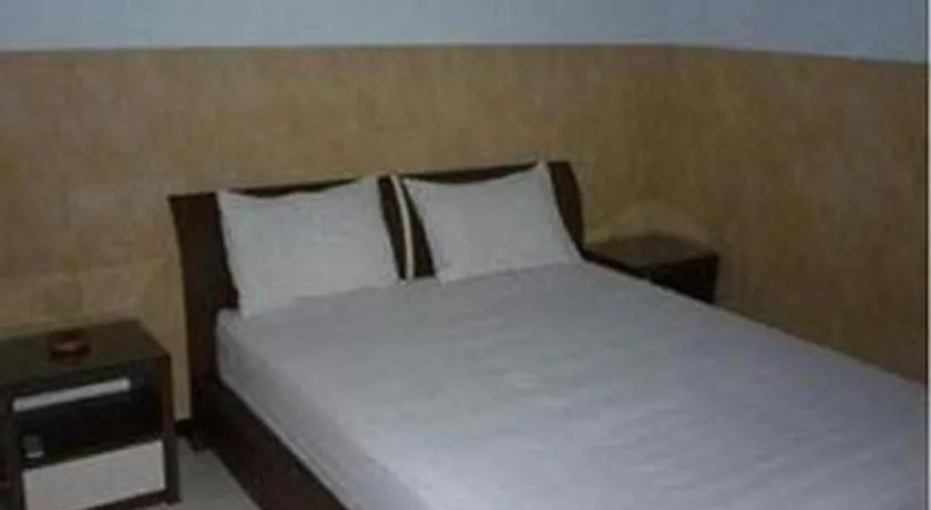 Bed in Hotel Cendrawasih