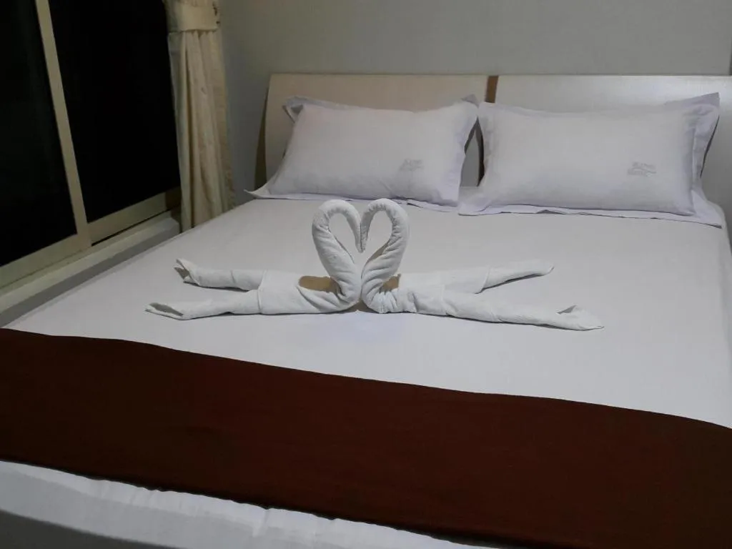 Bed in Hotel Cendrawasih