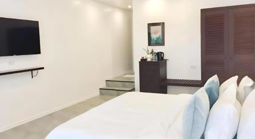 Bed in Steps Garden Resort