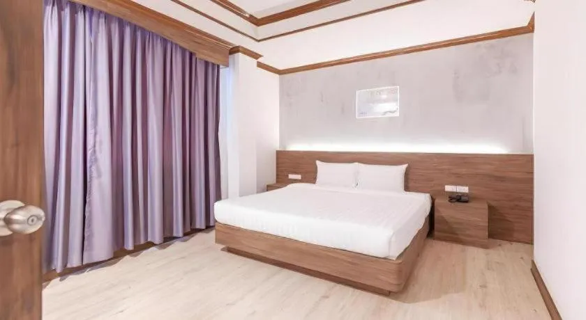 Bed in B2 Nakhon Si Thammarat Premier Hotel