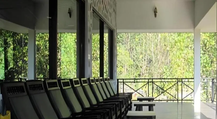 Pratiksha River Retreat