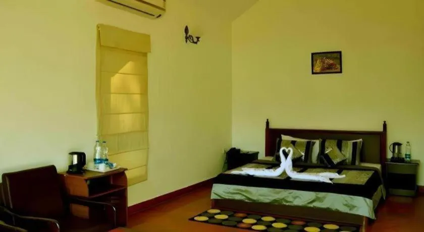 Bed in Pratiksha River Retreat