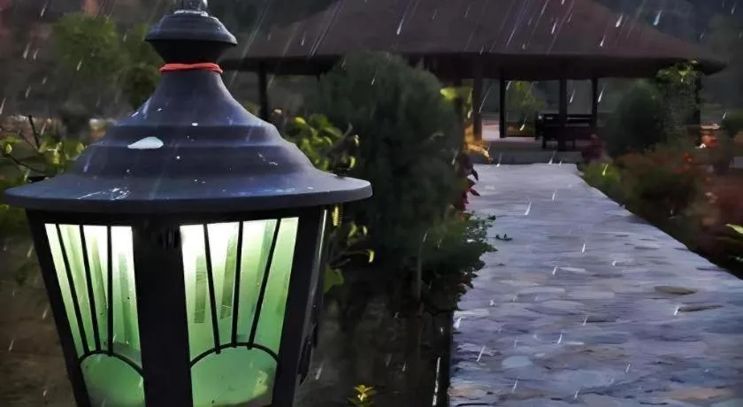 Pratiksha River Retreat