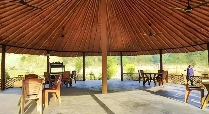 Pratiksha River Retreat