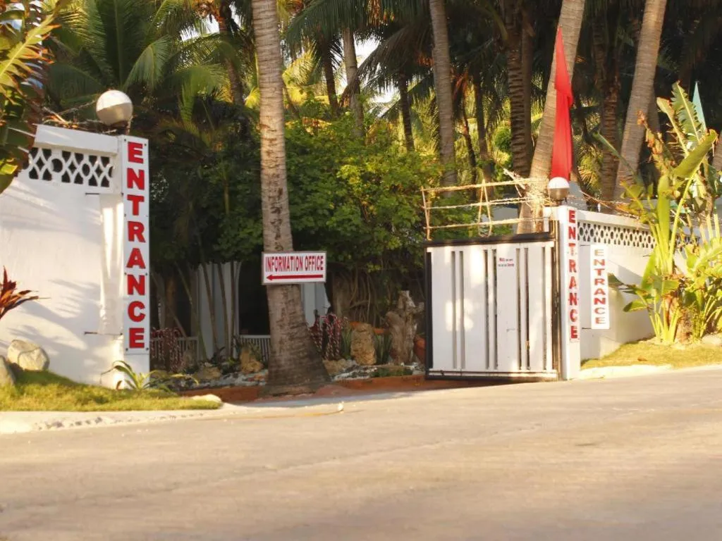 Villa Soledad Beach Resort