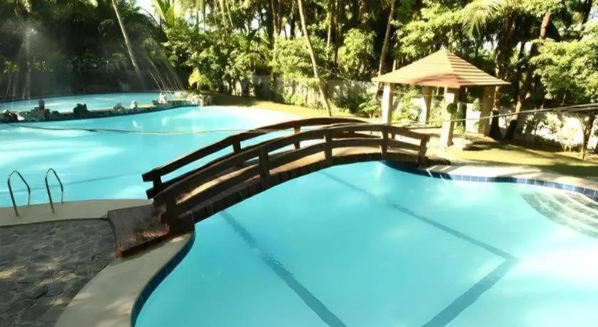 Villa Soledad Beach Resort