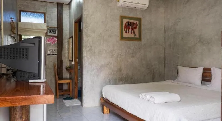 Bed in Huentai Resort