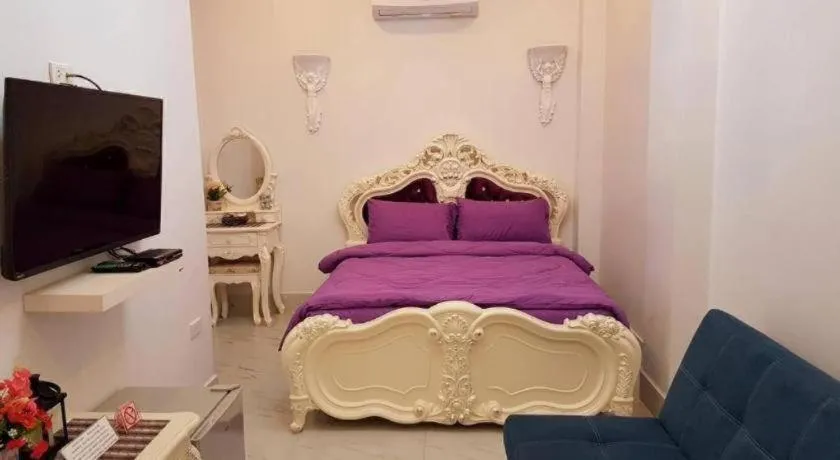 Bed in Cinque Terre Resort