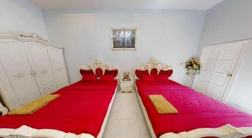 Bed in Cinque Terre Resort