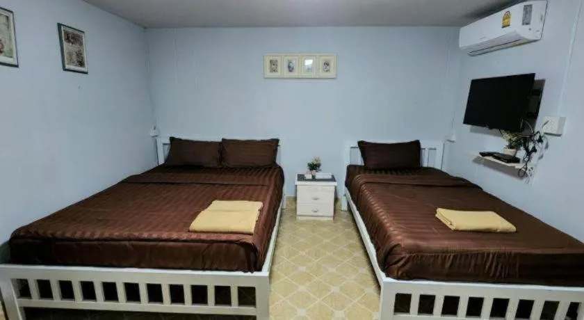 Bed in Cinque Terre Resort