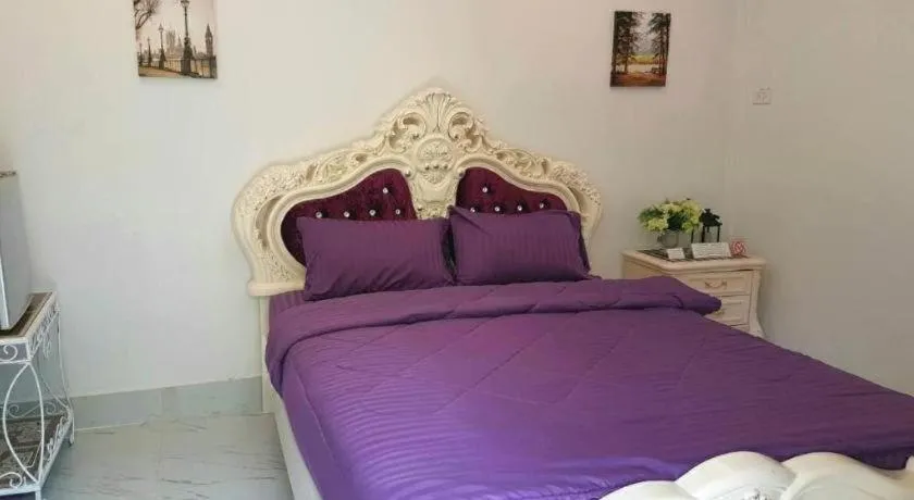 Bed in Cinque Terre Resort