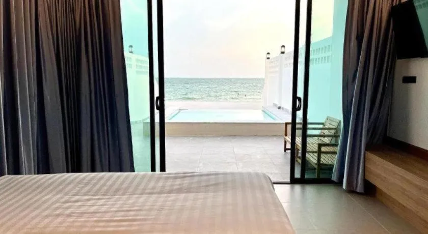 Bed in Chaolao Sea Breeze Resort