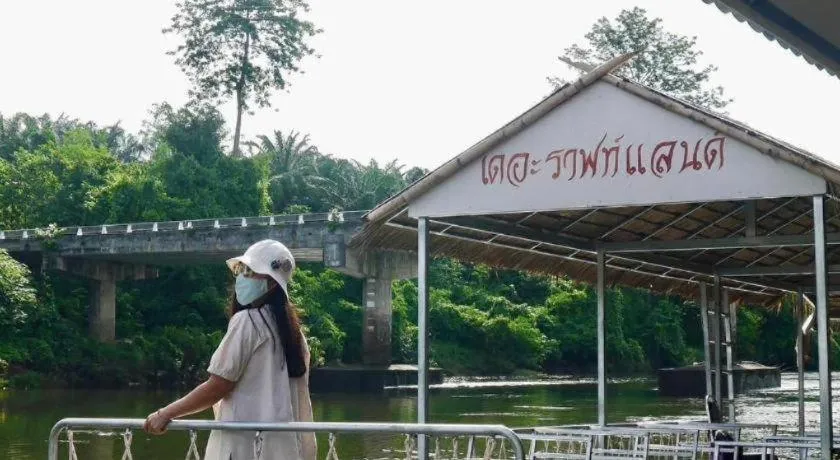 The Raft Land Resort