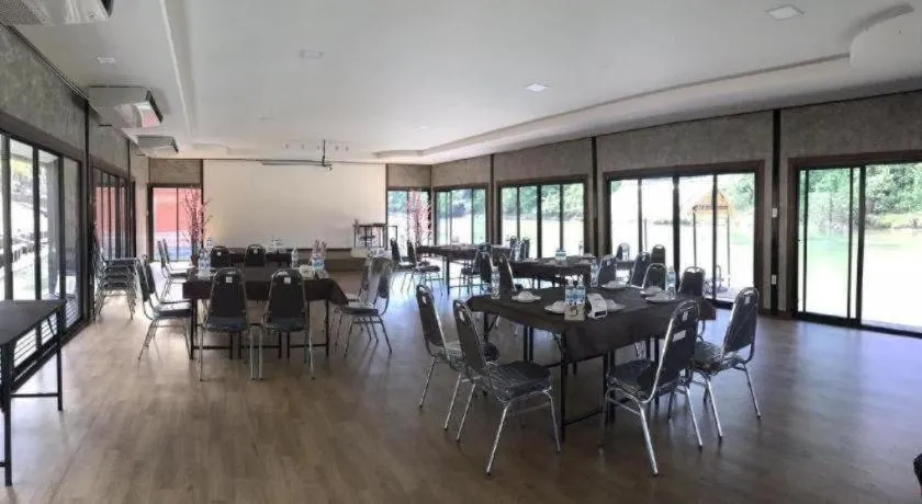 The Raft Land Resort