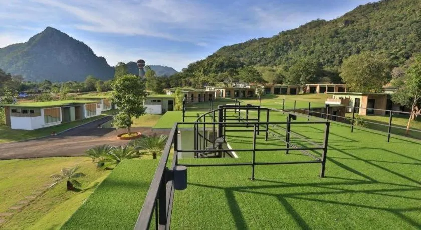 Curve360 Hotel Khao Yai