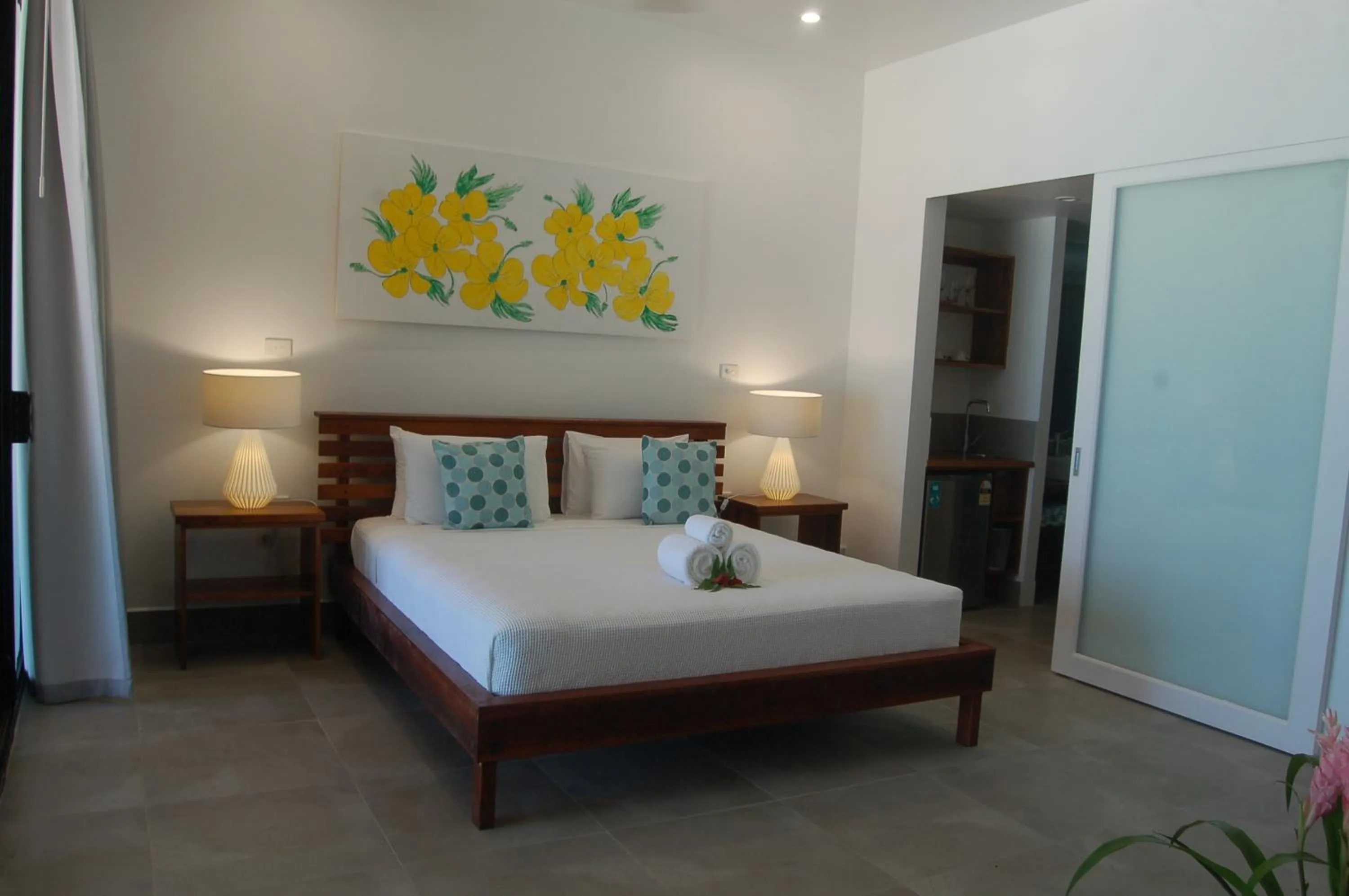 Bed in Barrier Beach Resort