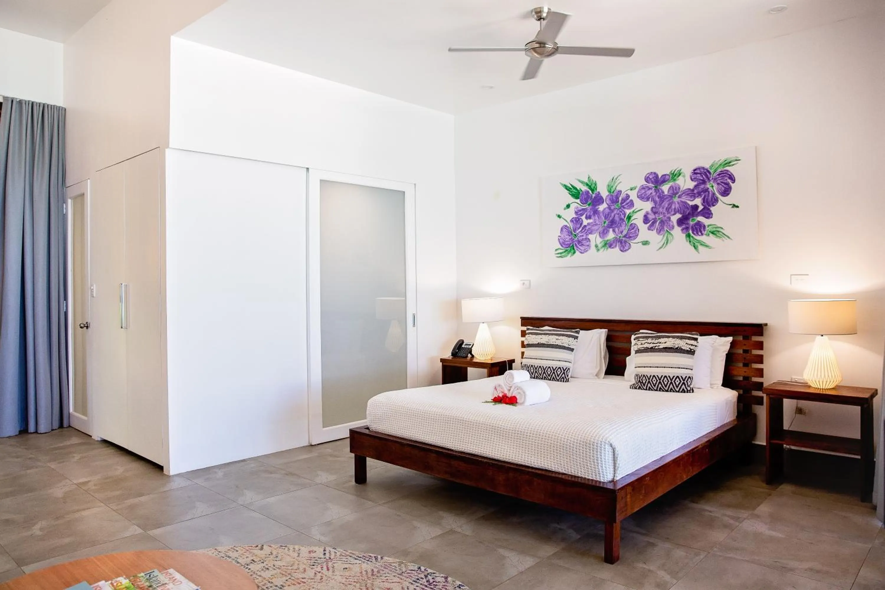 Bed in Barrier Beach Resort