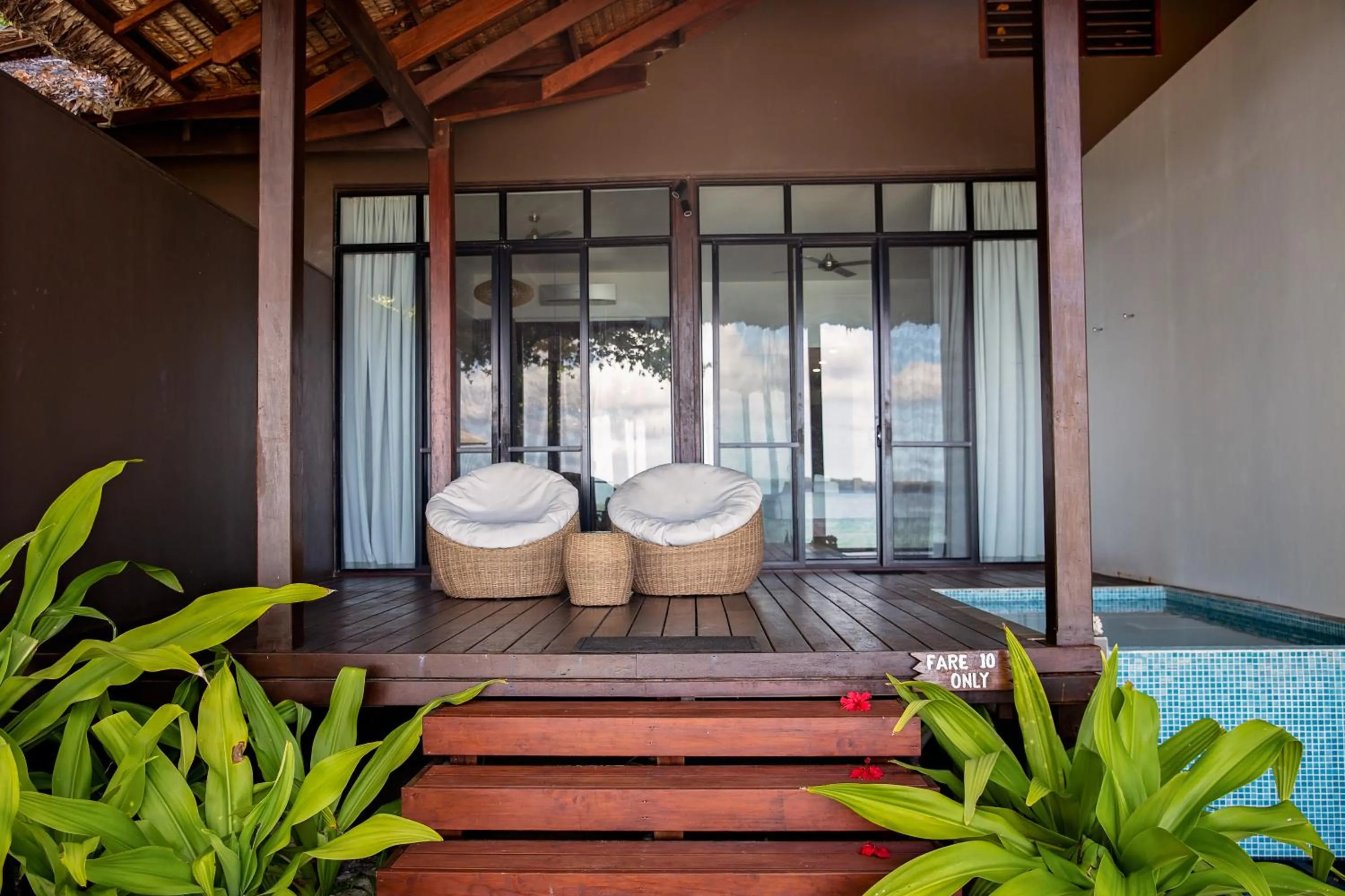 Barrier Beach Resort