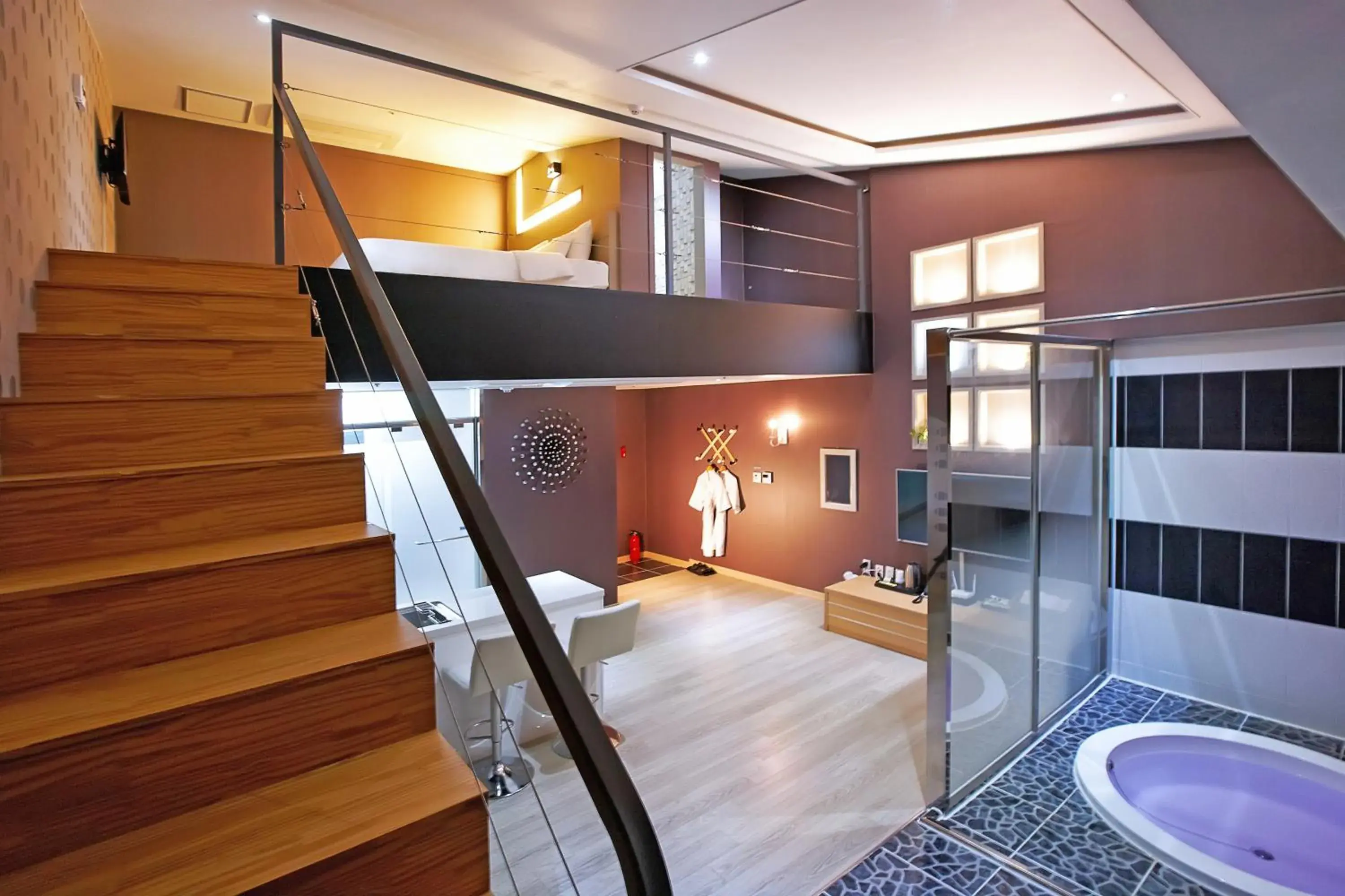 Deluxe Triple Room with Sea View in Dome Hotel Geoje Deluxe Triple Room with Sea View in Dome Hotel Geoje