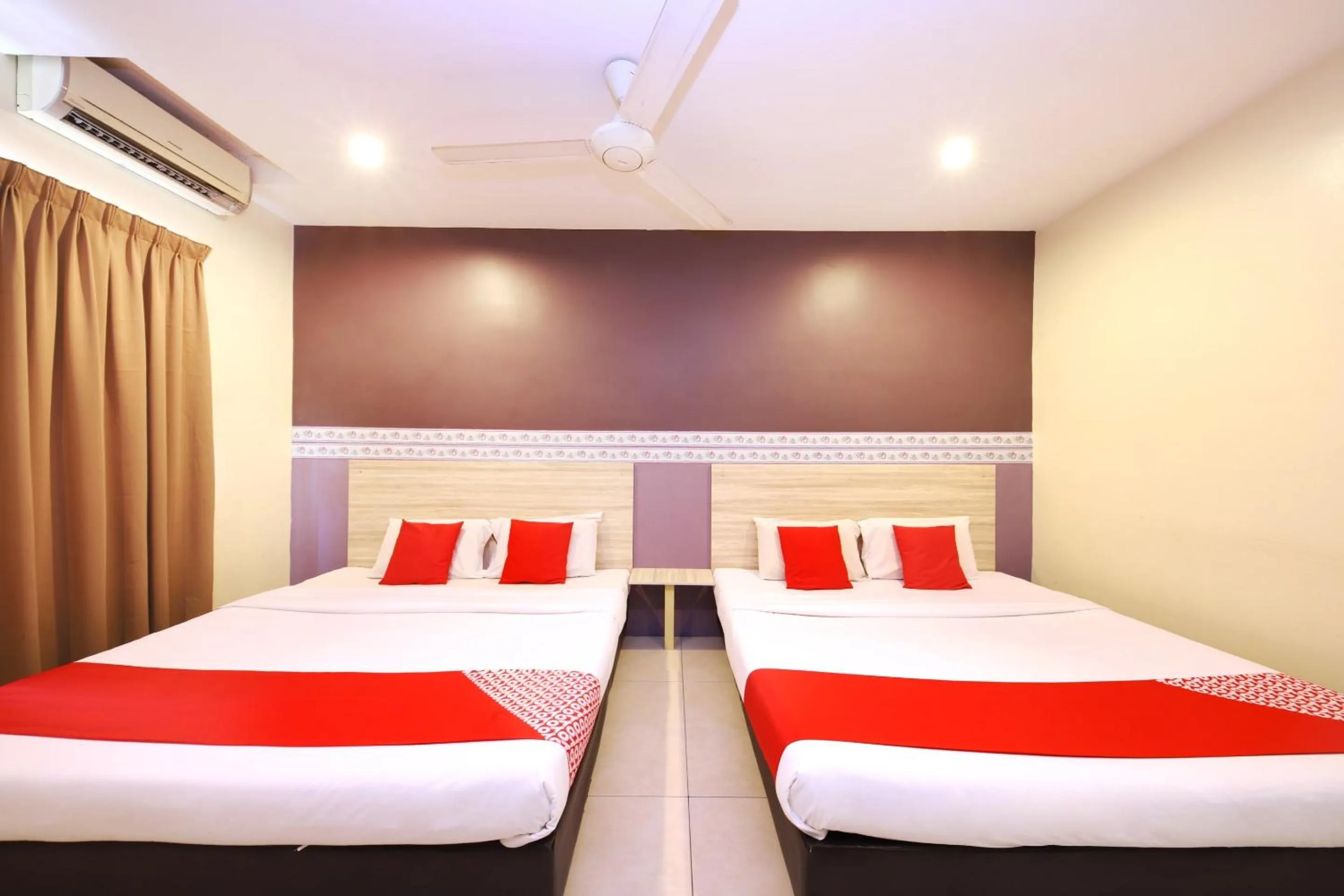 Bedroom, Bed in Collection O Batu Ferringhi Beach formerly ESQ Ferringhi