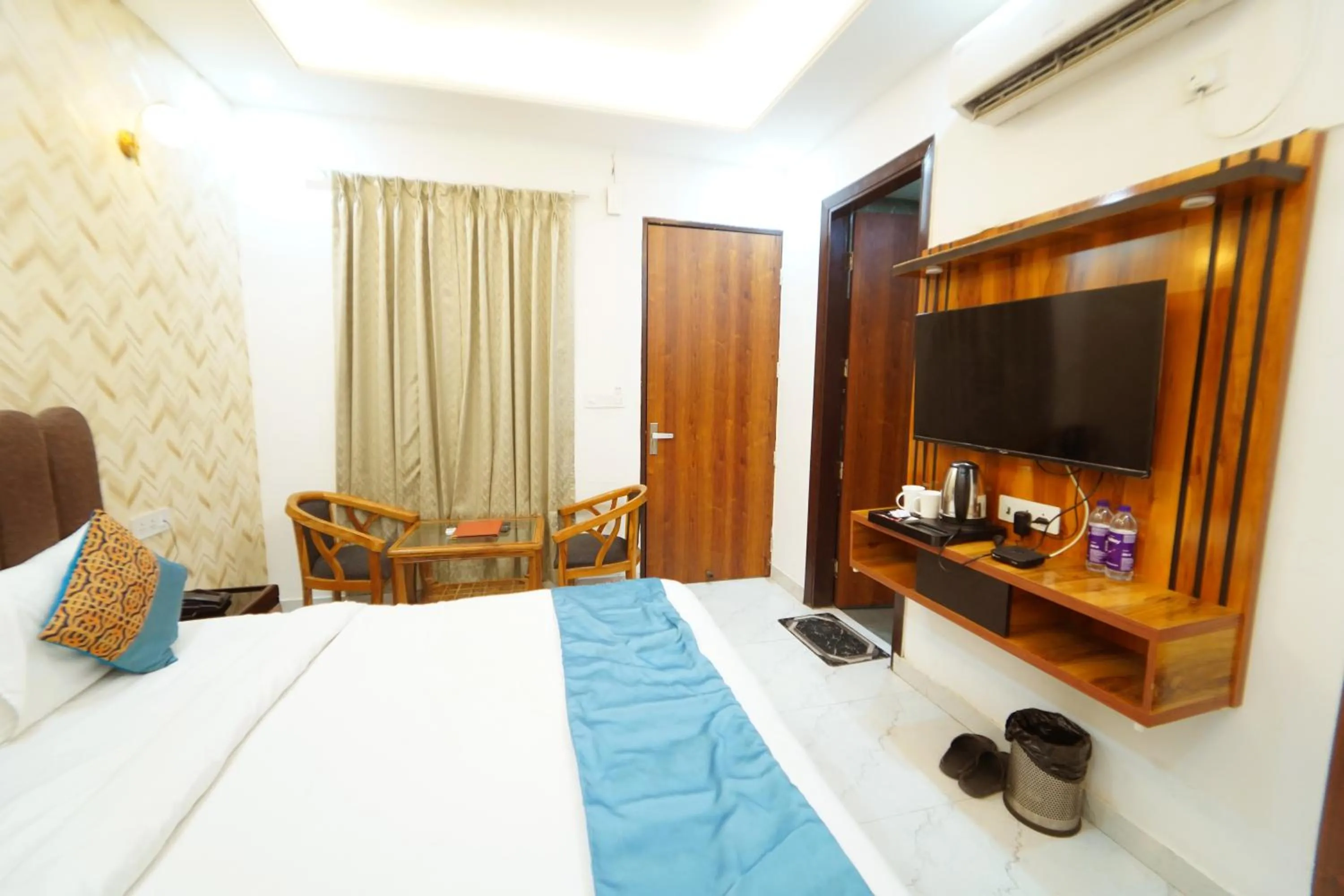 Bedroom in MK Regency