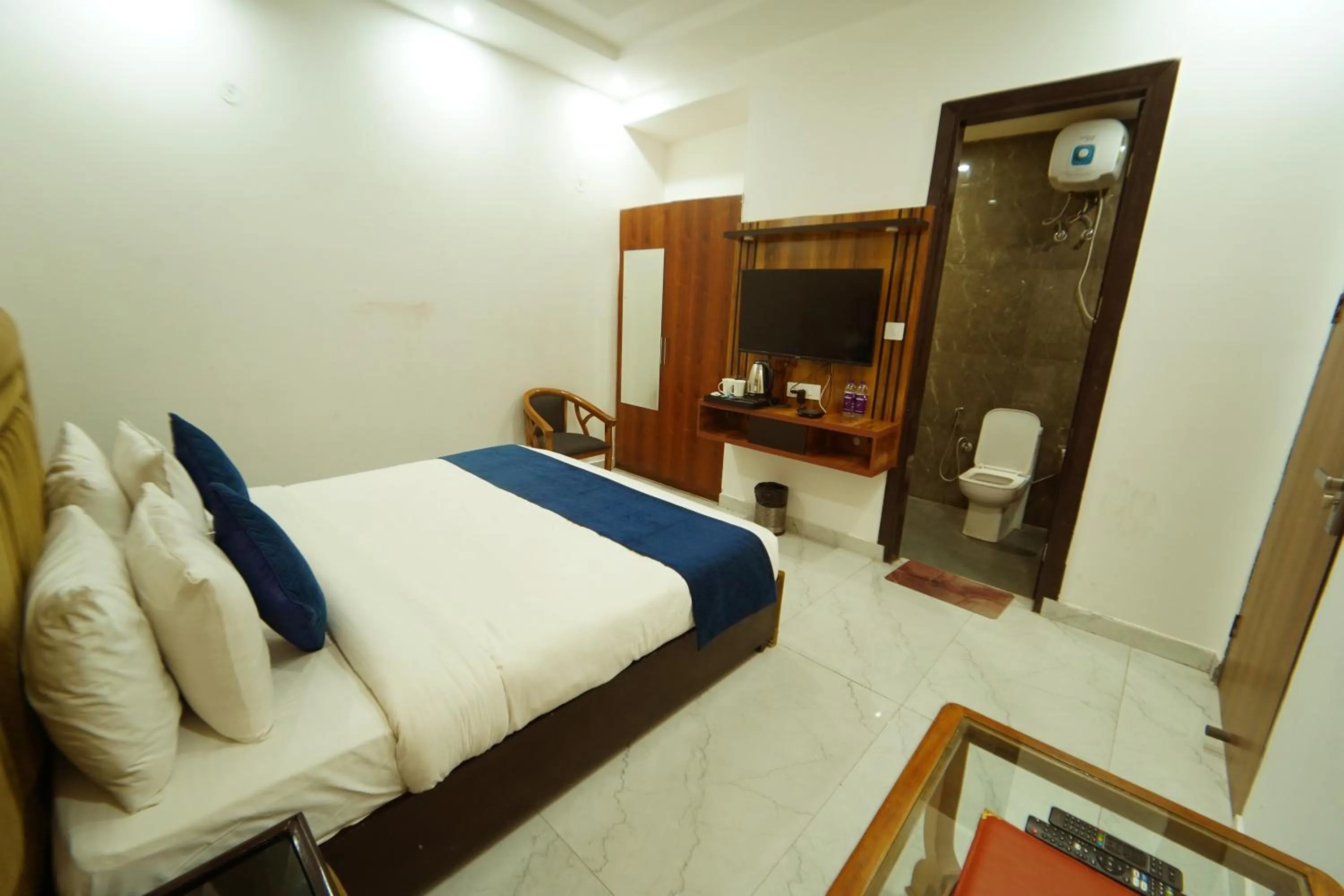 Bedroom in MK Regency