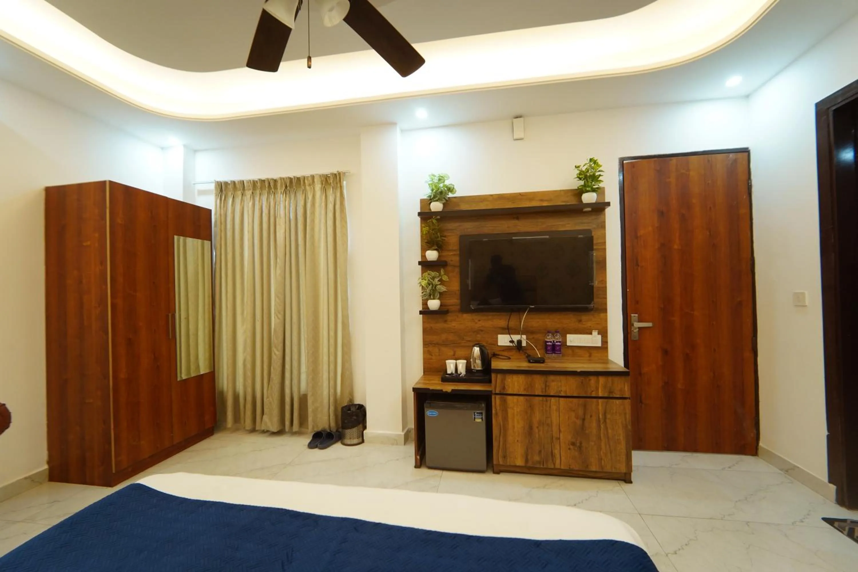 Bedroom in MK Regency