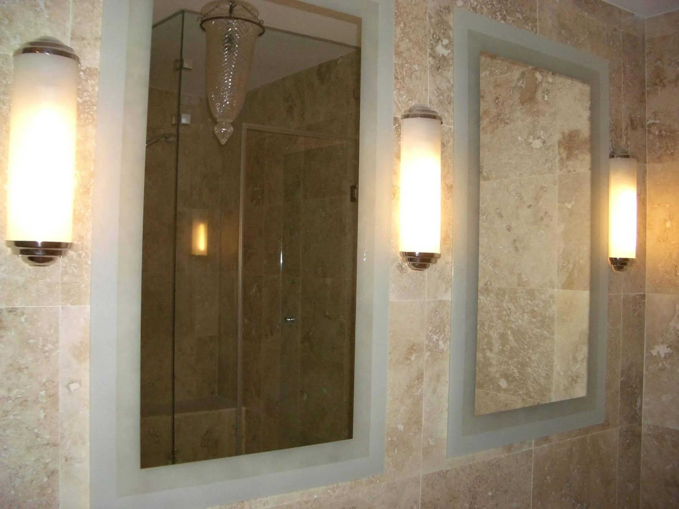 Decorative detail in Colona Castle