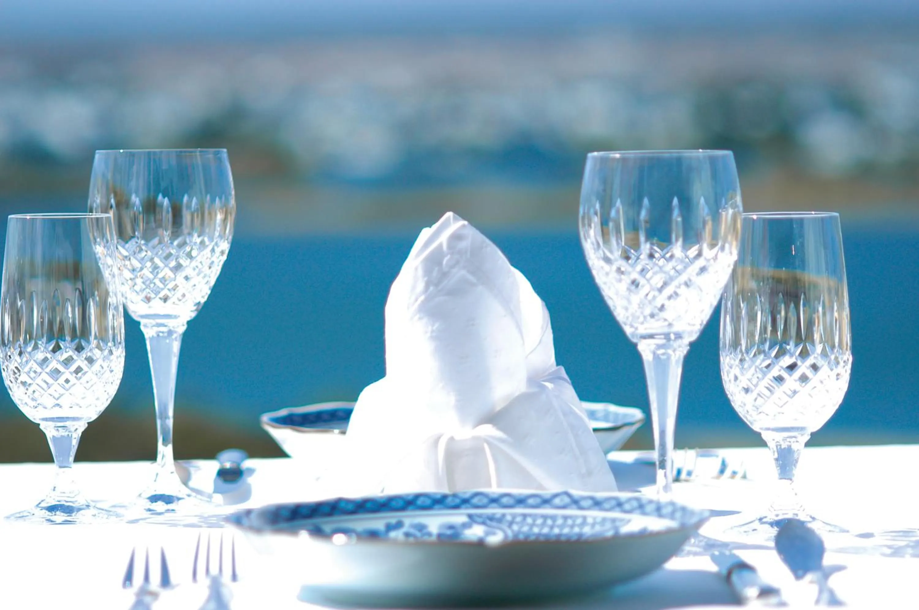 Restaurant/places to eat in Colona Castle