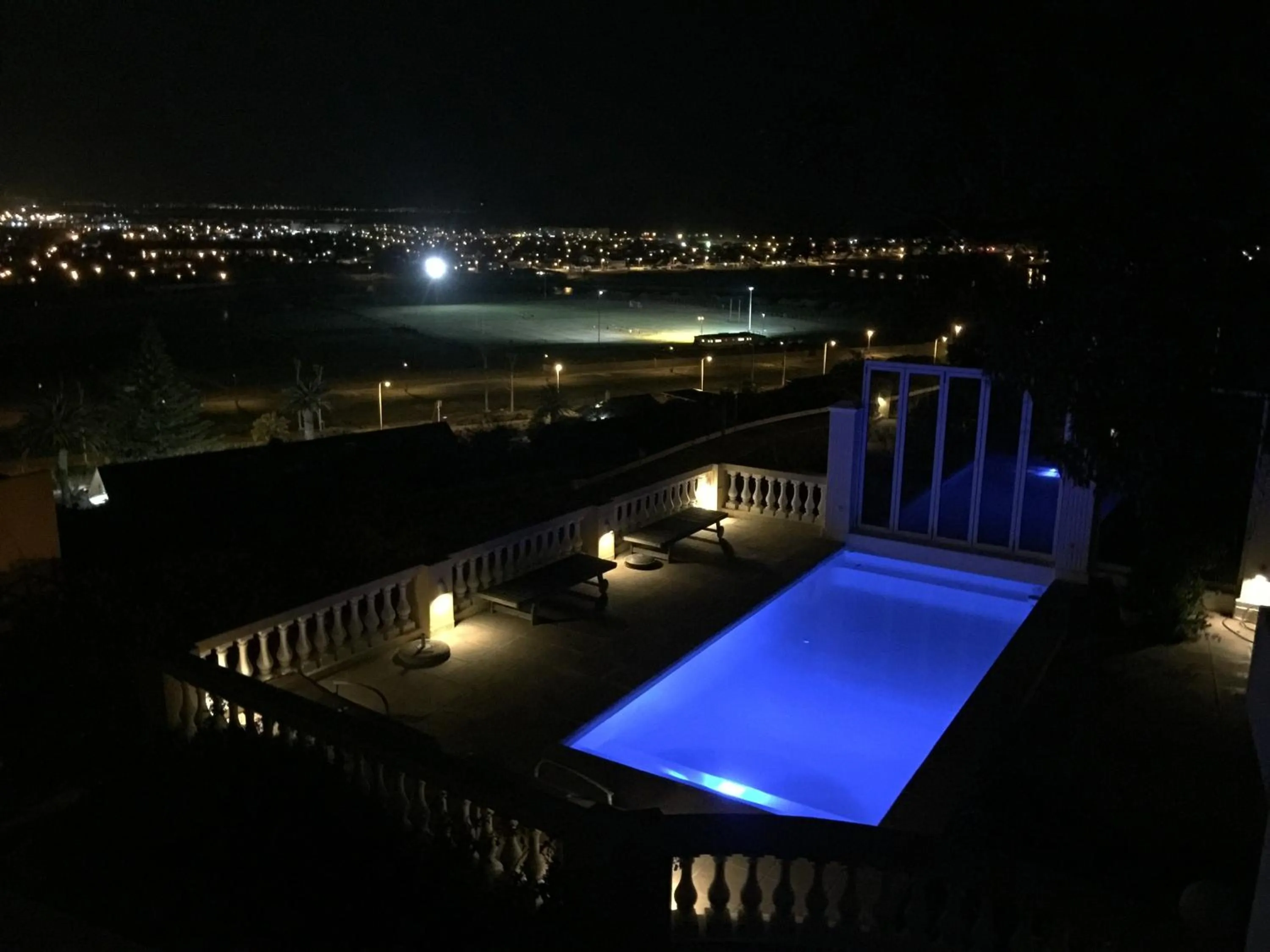 Swimming pool in Colona Castle