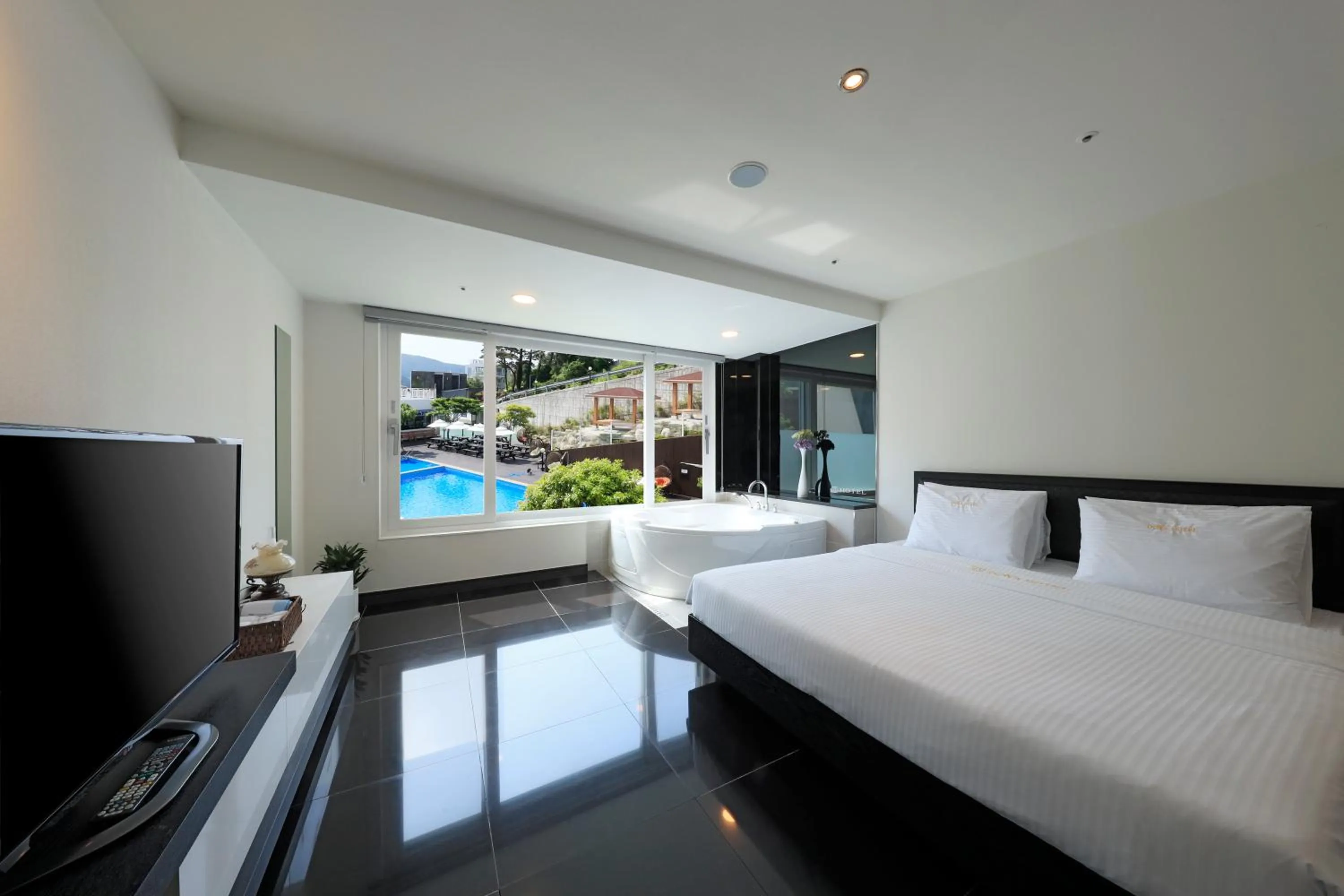 Bed in Doya Hotel Geoje