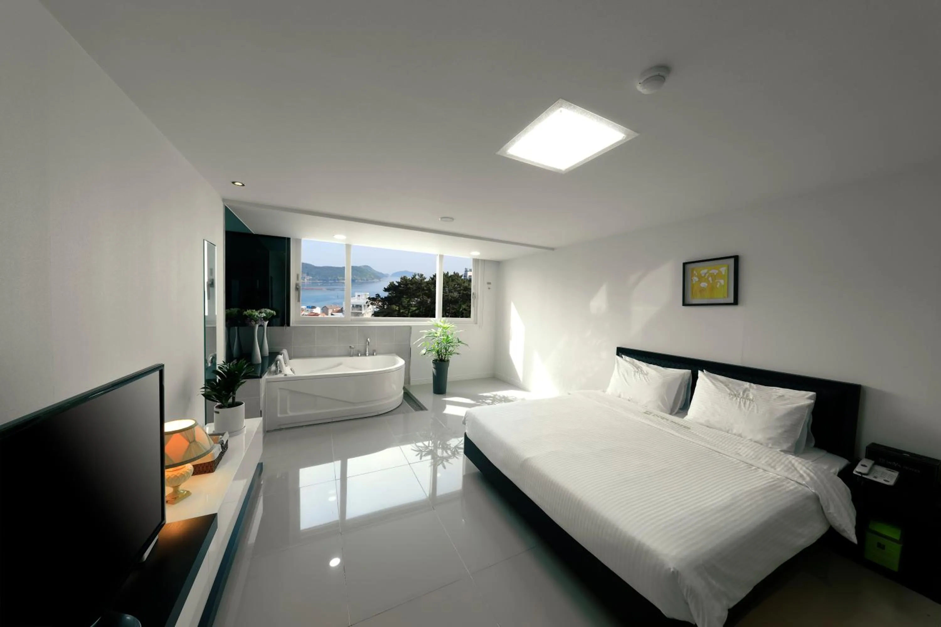 Bed in Doya Hotel Geoje