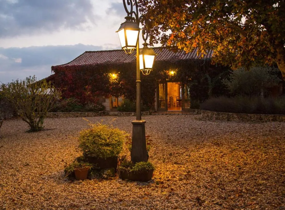 Communal lounge/ TV room in Gites Boutique