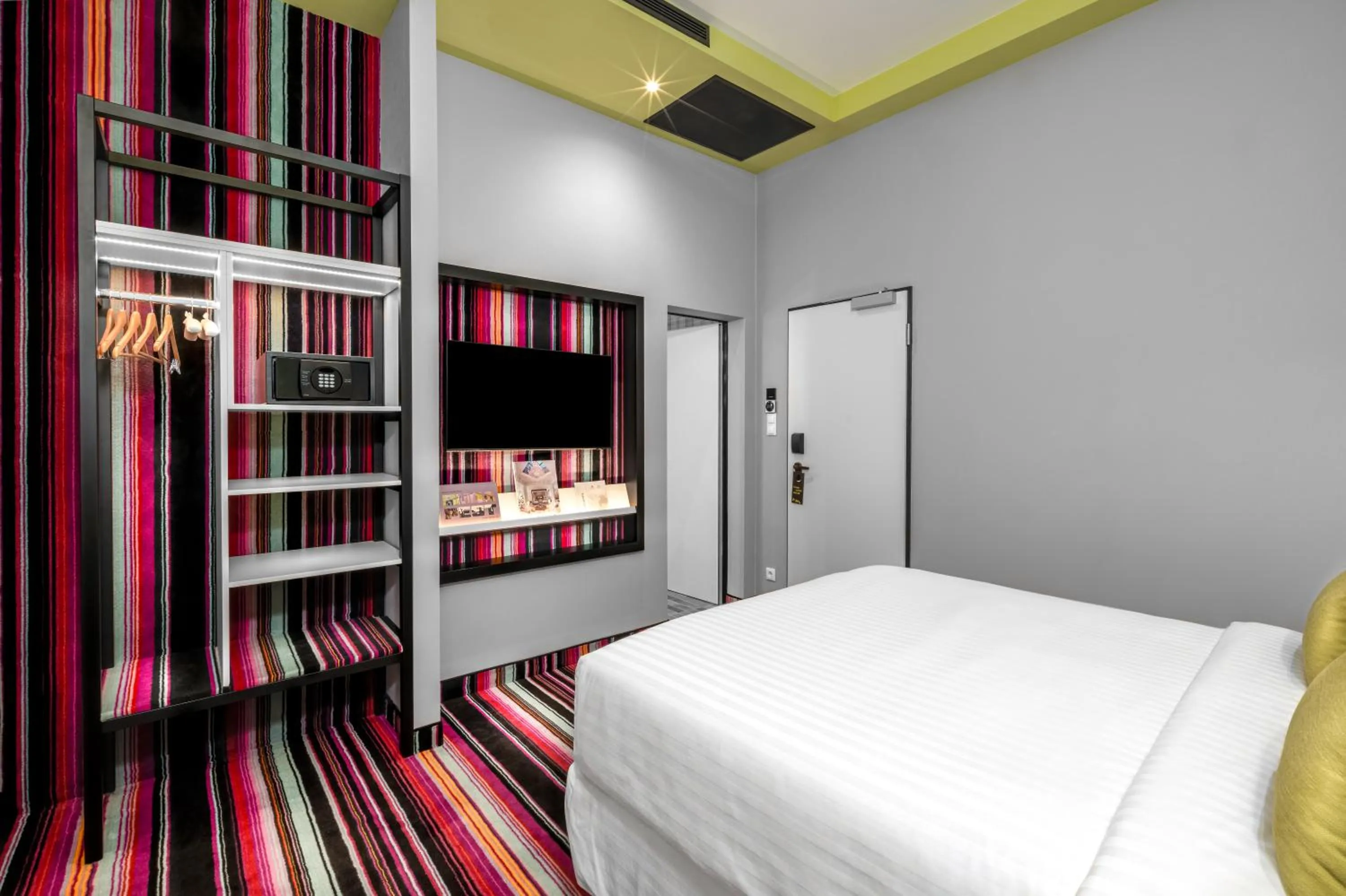 Bedroom, Bed in Mamaison Vibe Hotel Downtown Budapest