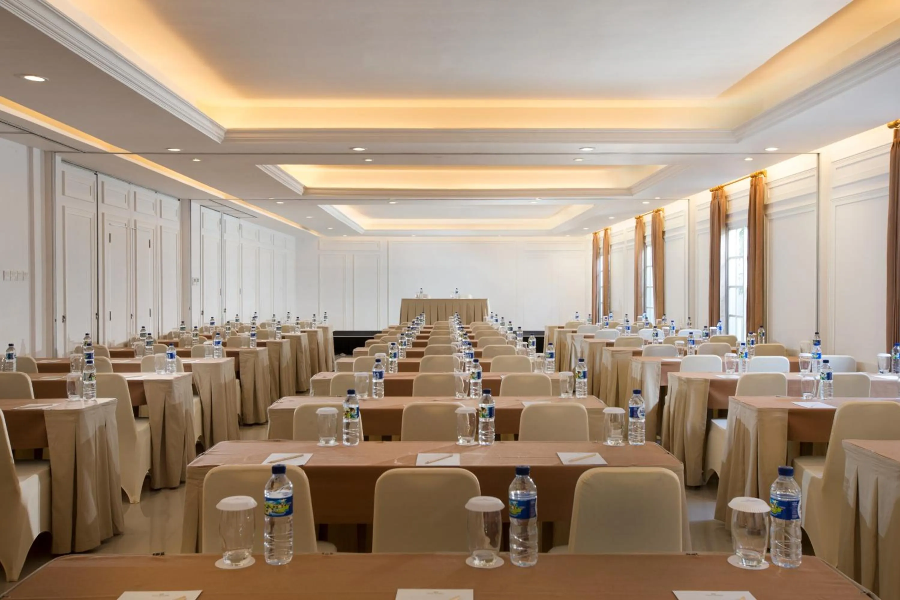 Meeting/conference room in Hotel Santika Seminyak