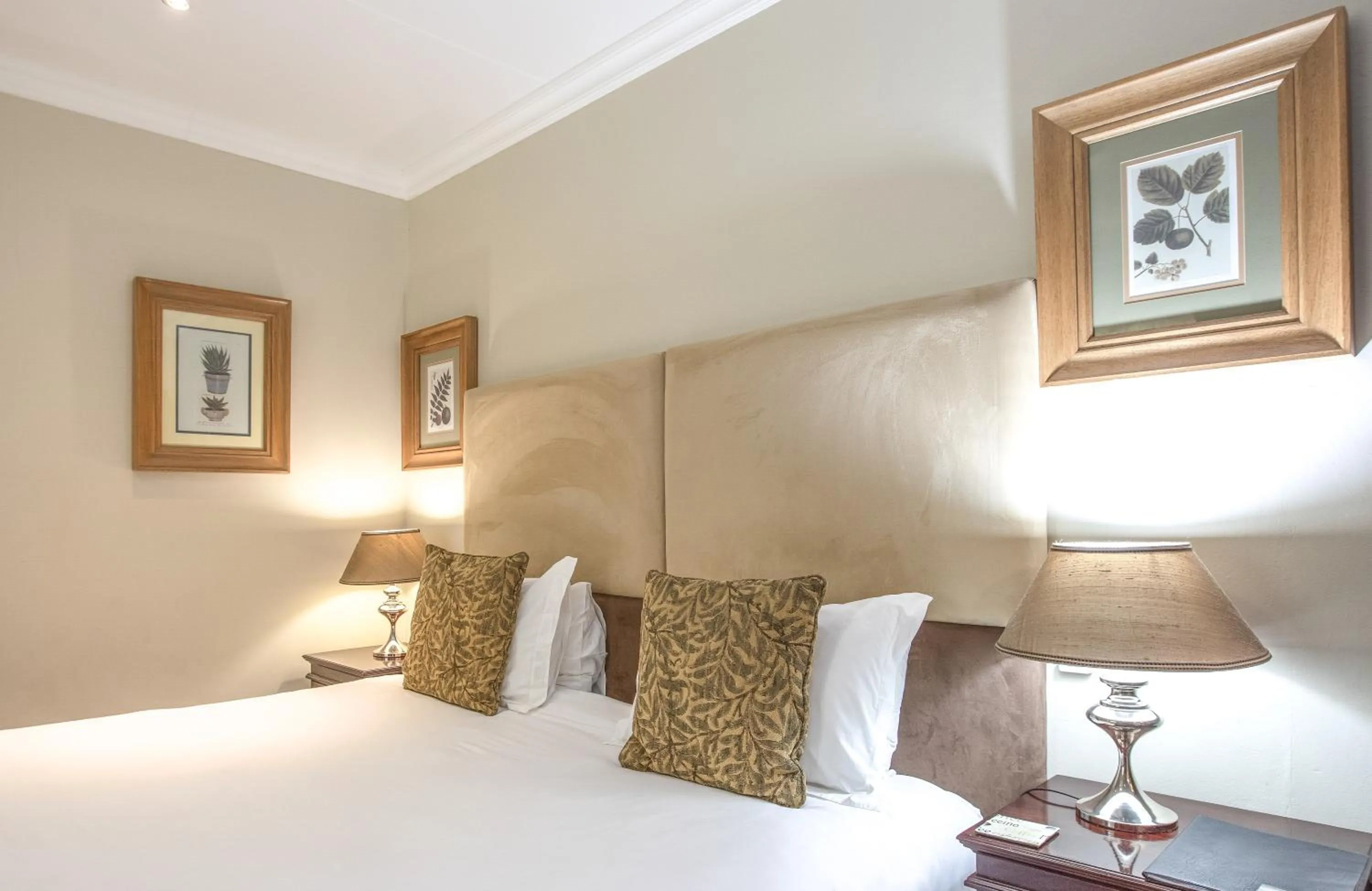 TV and multimedia, Bed in At Heritage House