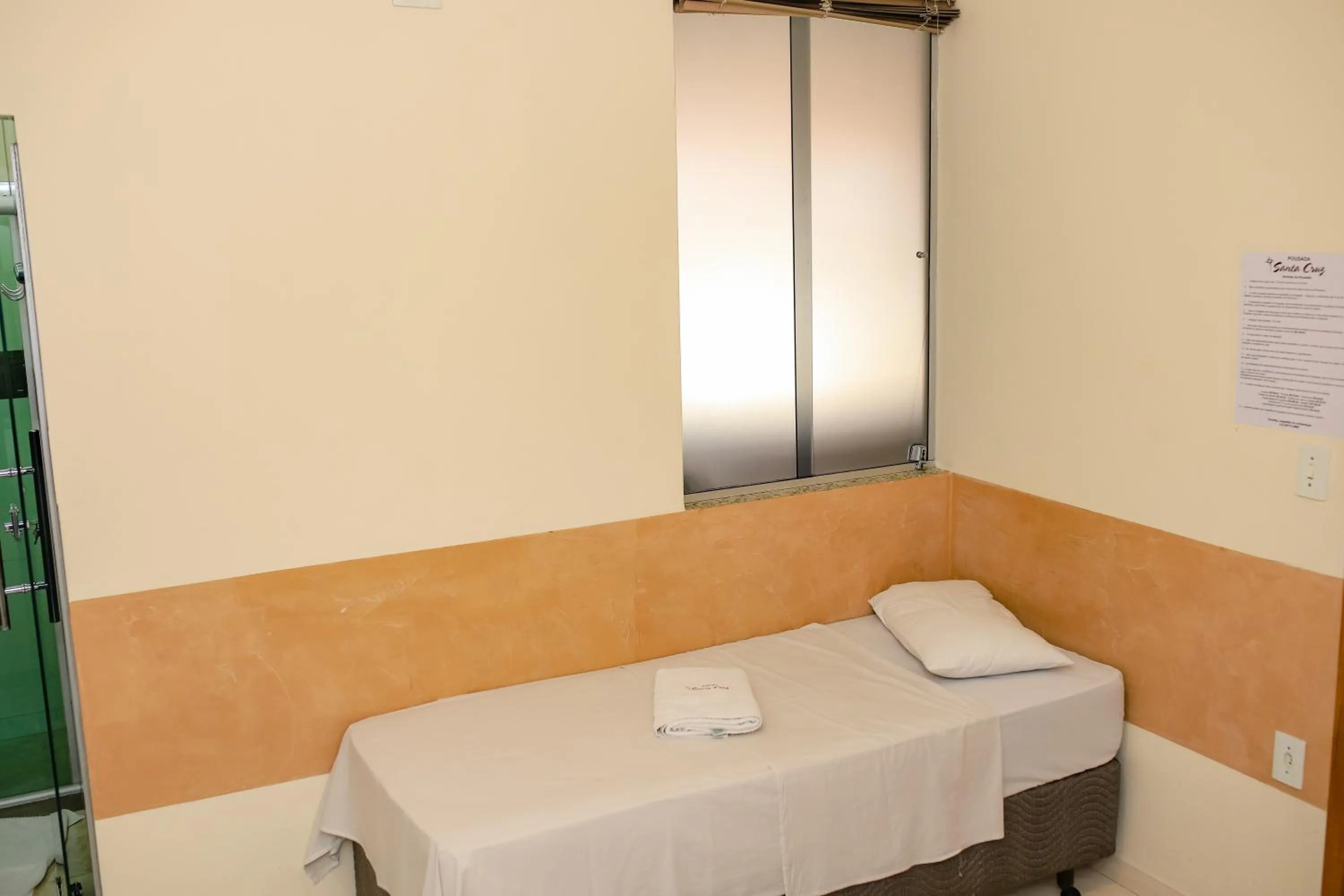 Bedroom, Bed in Pousada Santa Cruz