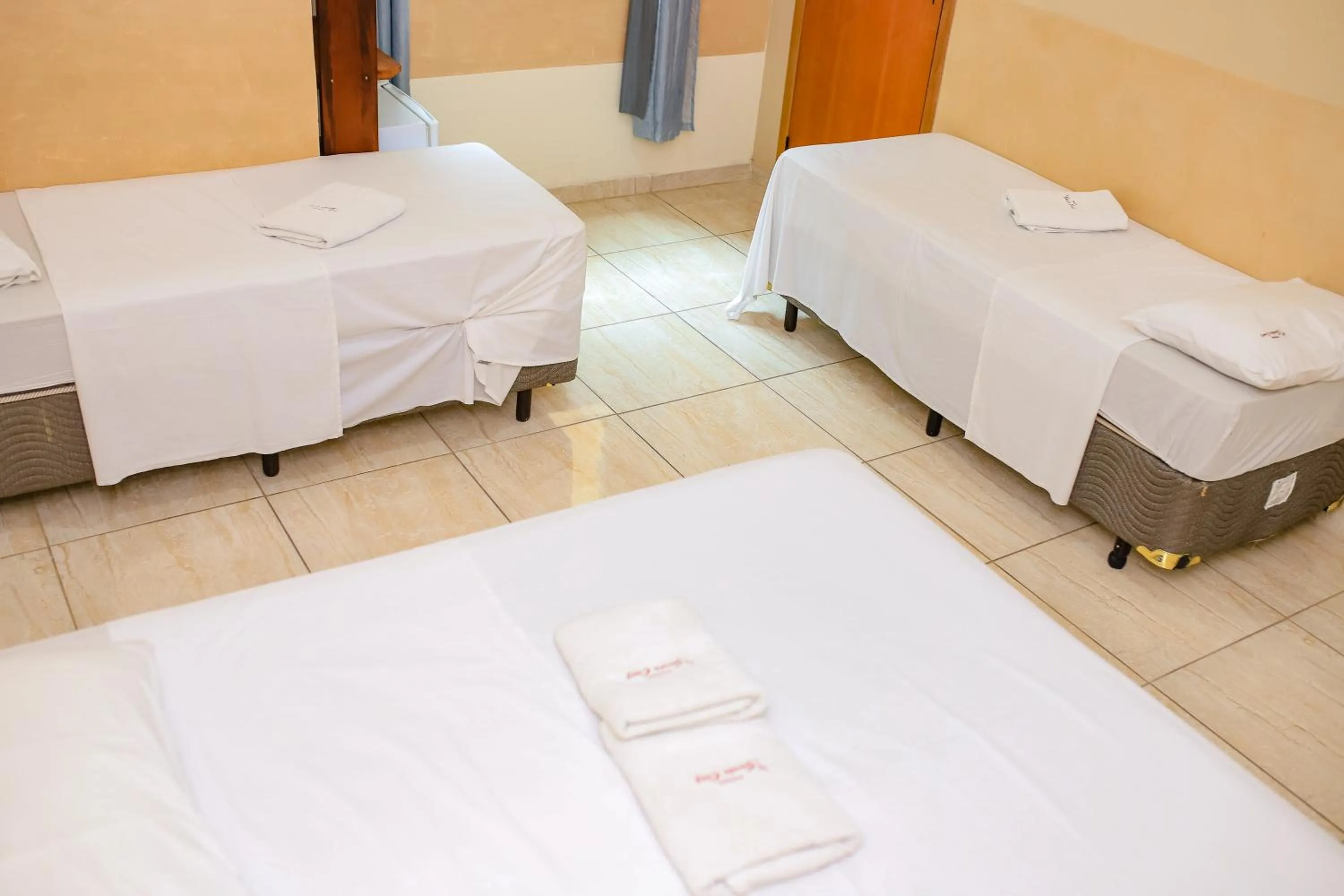 Photo of the whole room, Bed in Pousada Santa Cruz