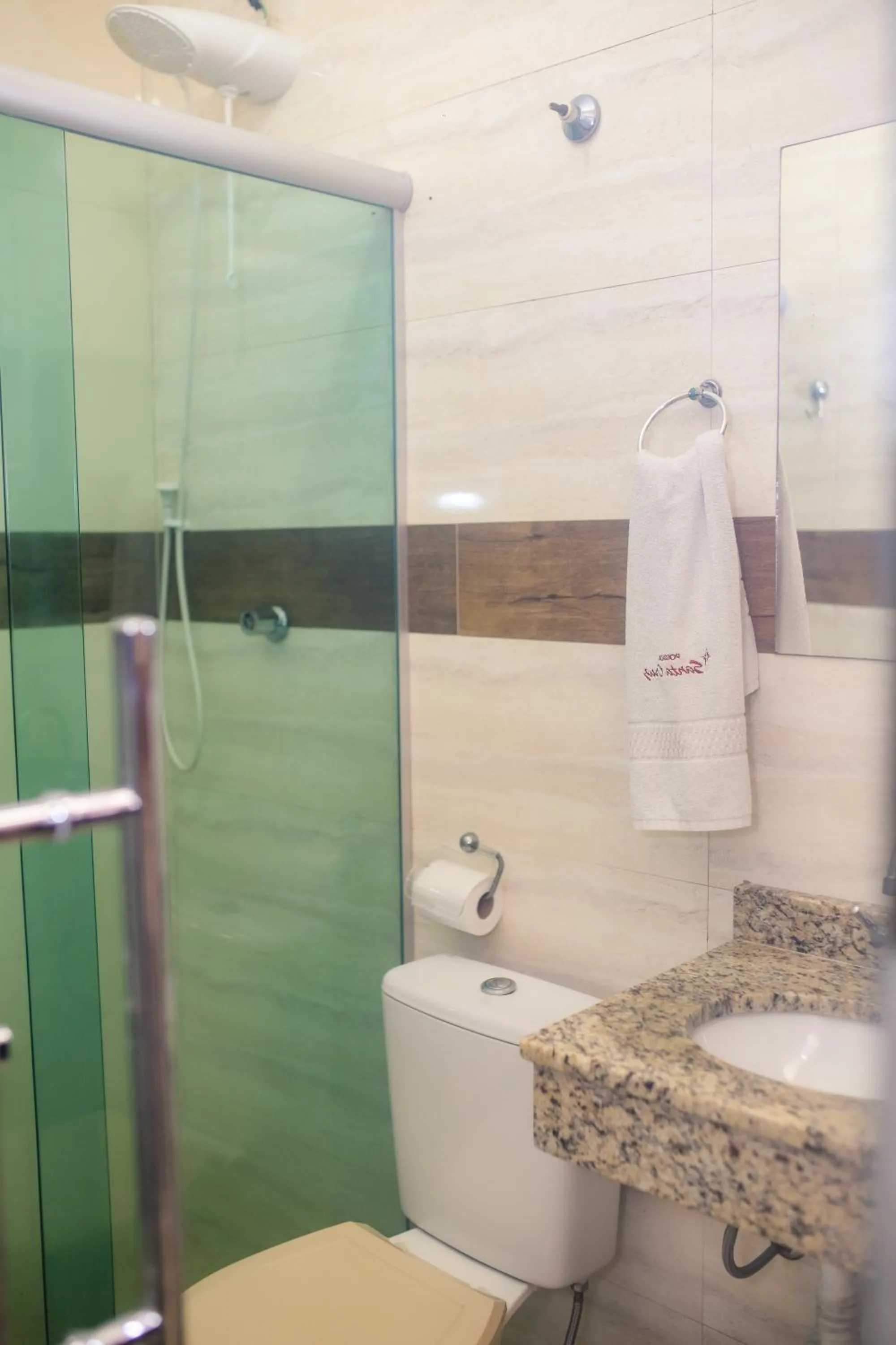 Bathroom in Pousada Santa Cruz