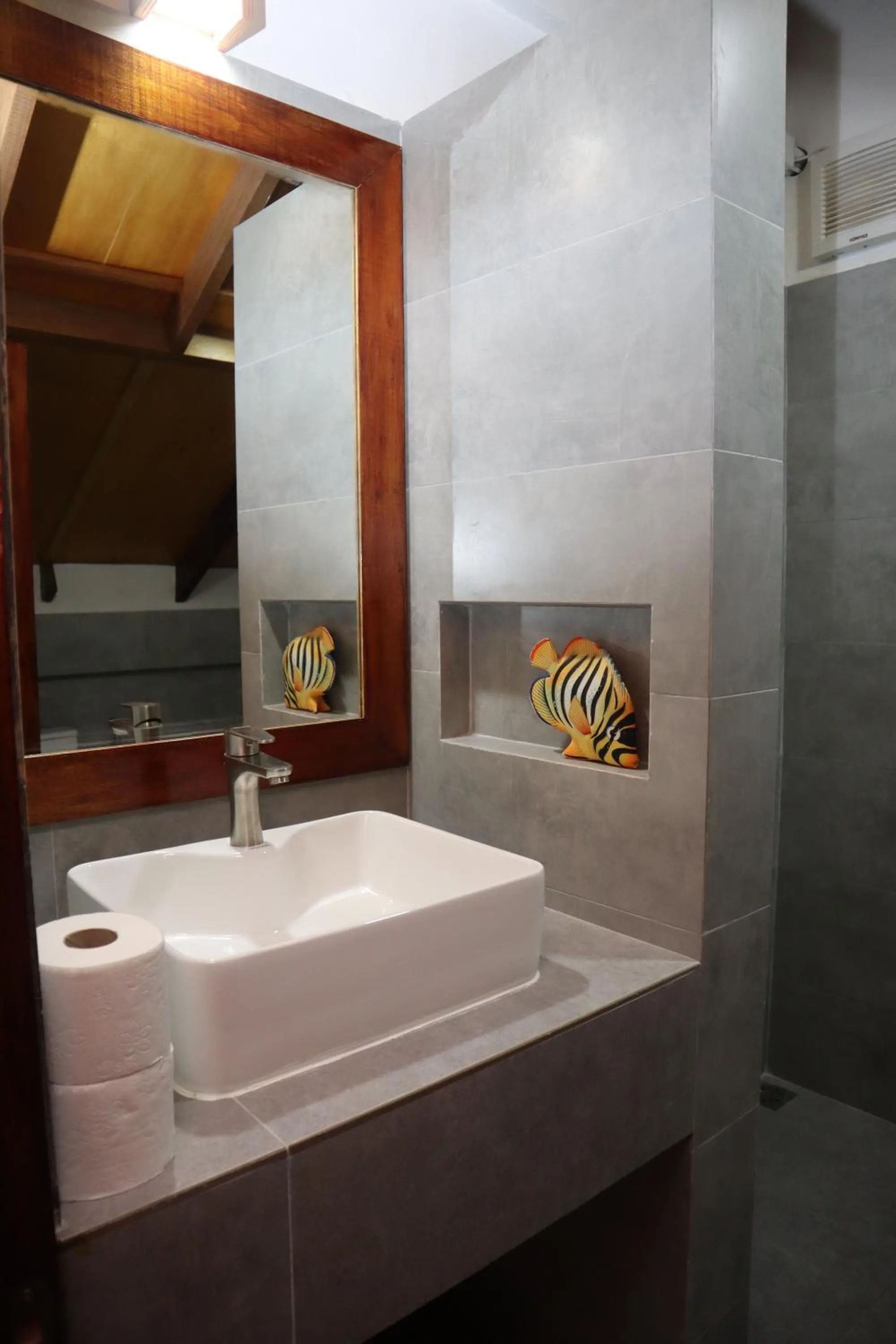 Bathroom in Masfalhi View Inn