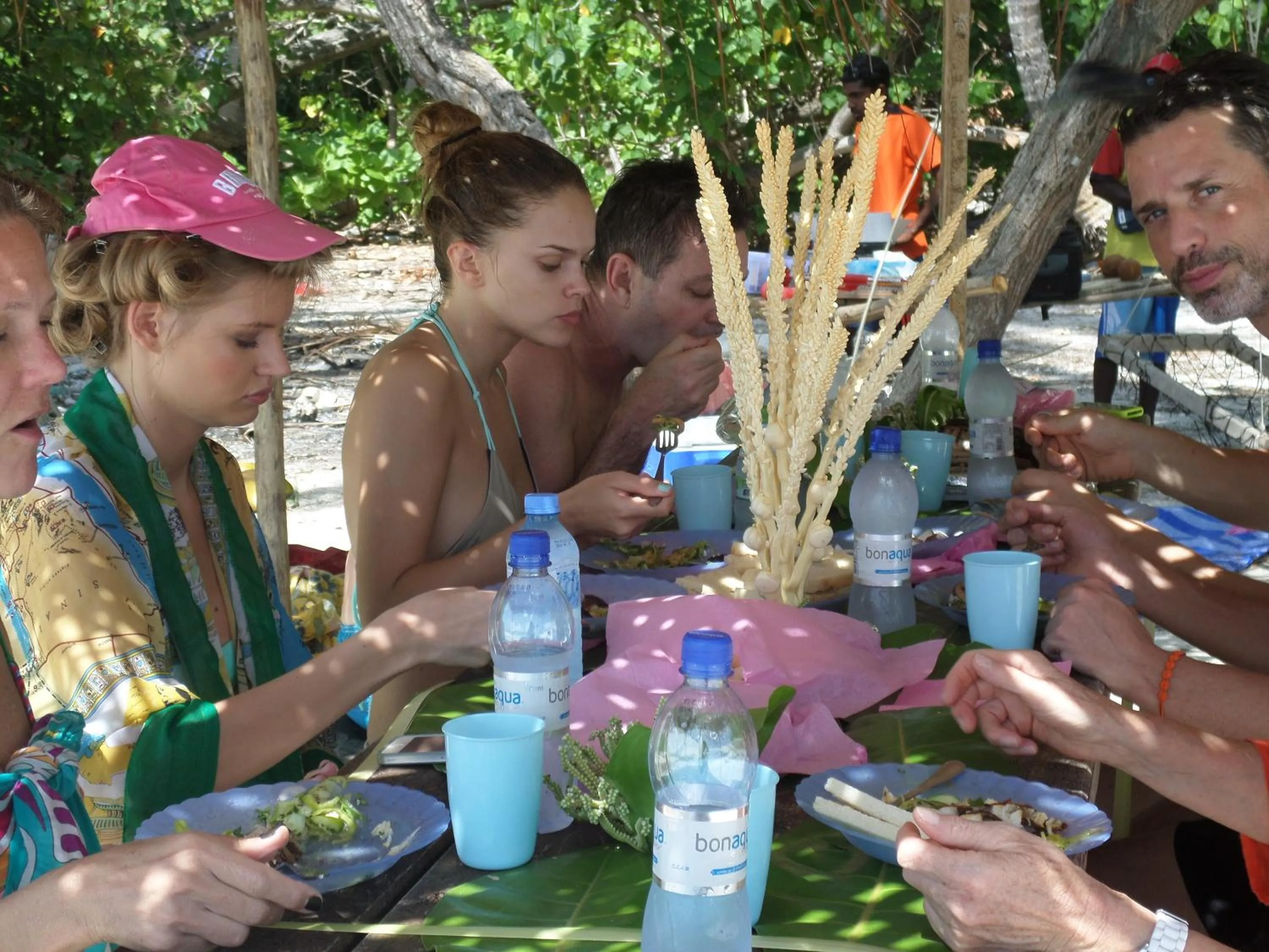 Lunch in Masfalhi View Inn