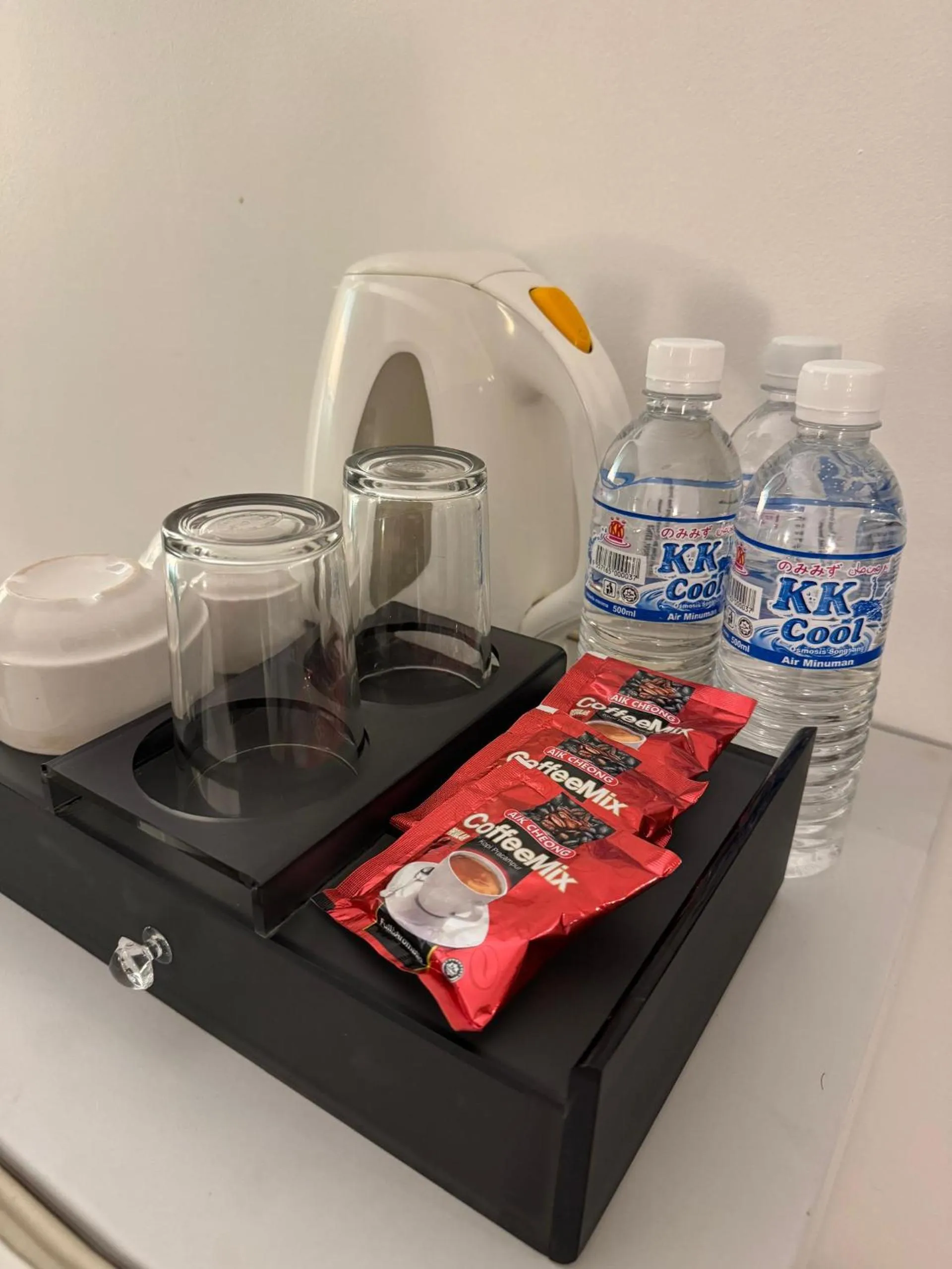 Food and drinks in Hotel Deleeton