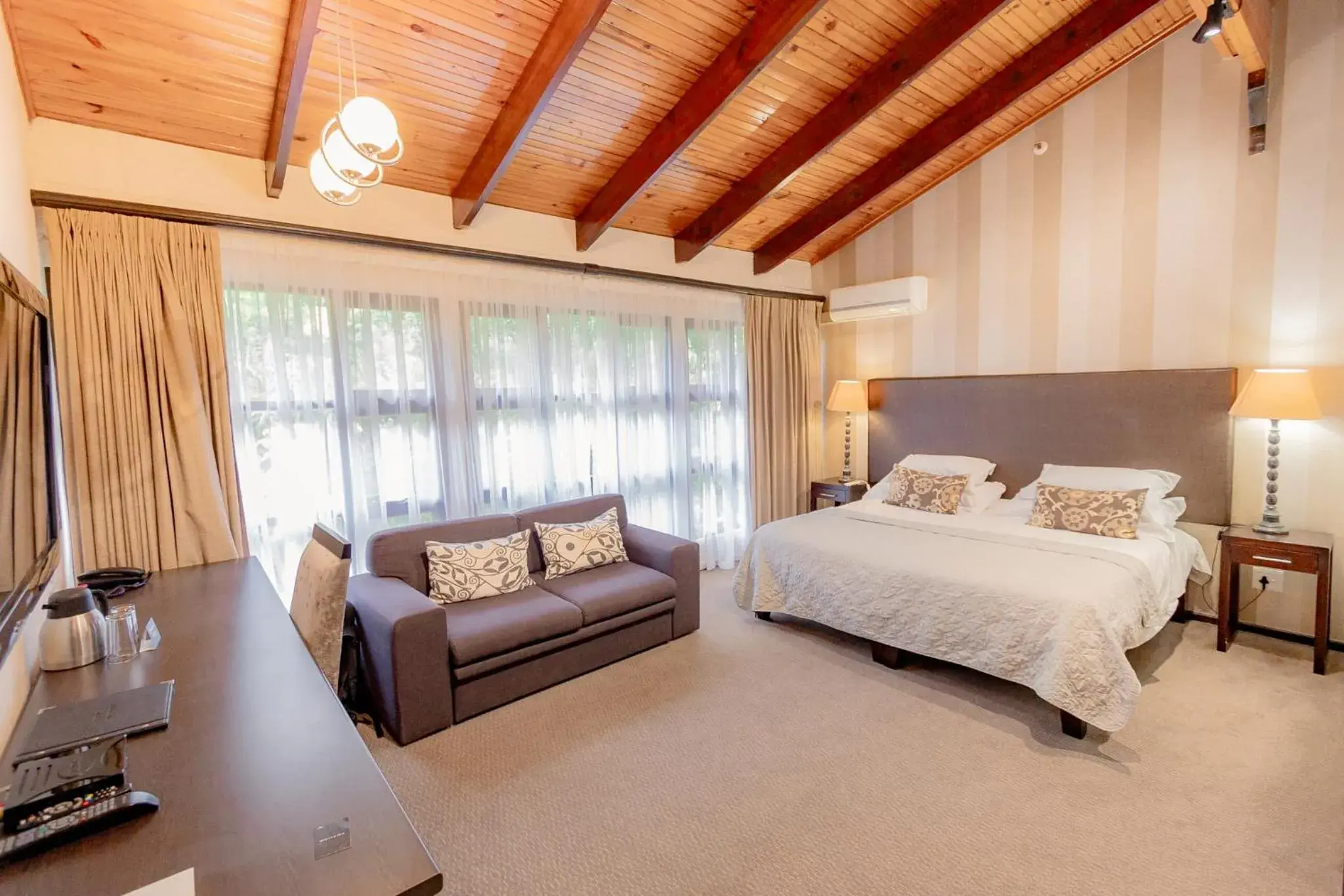 Suite in The Kelway Hotel Suite in The Kelway Hotel