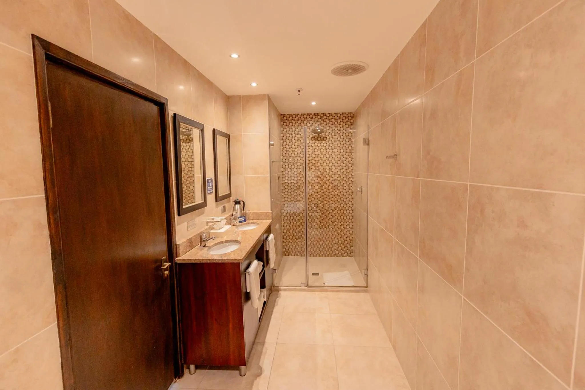 Shower in The Kelway Hotel