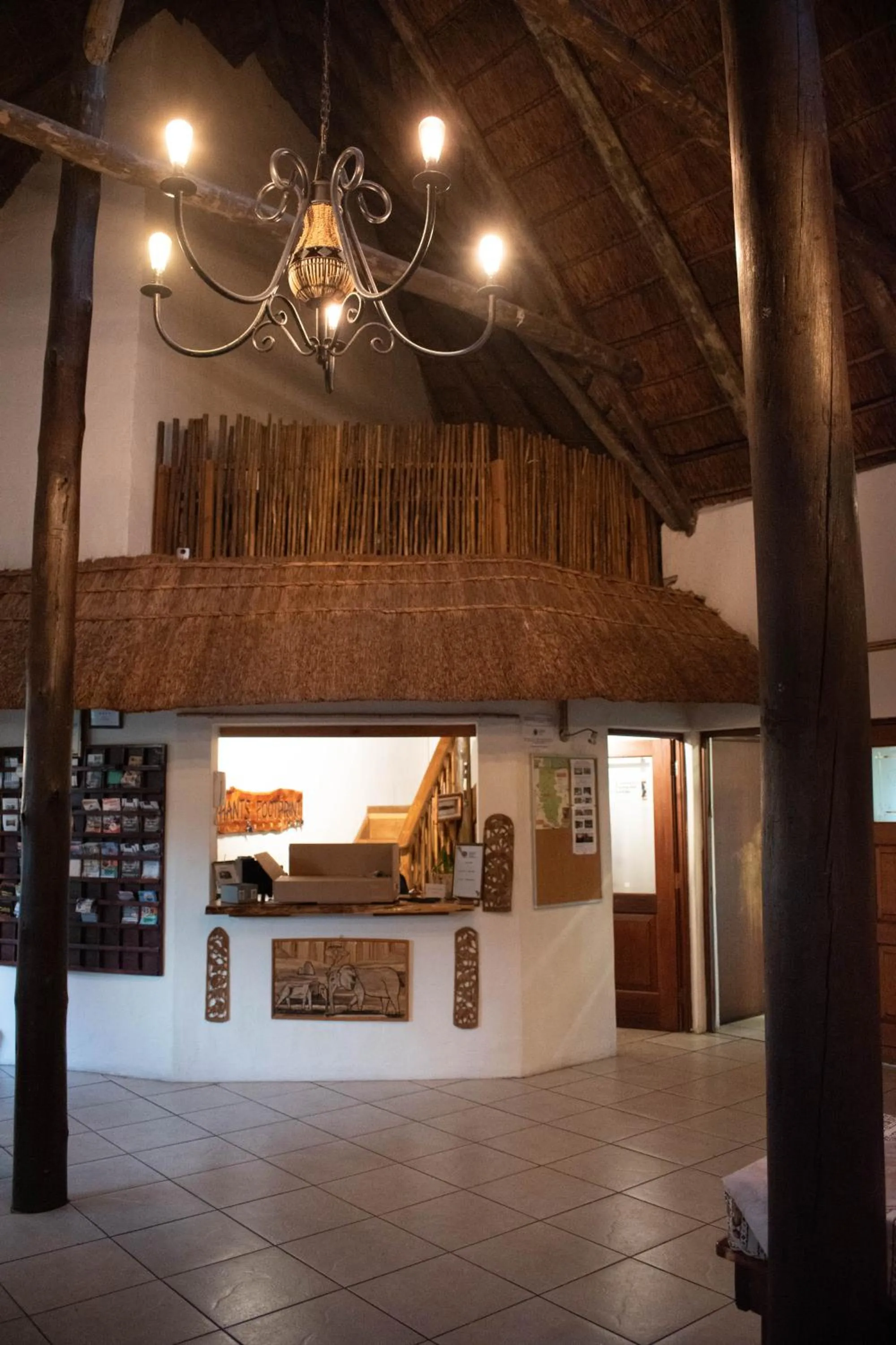 Restaurant/places to eat in Elephants Footprint Lodge