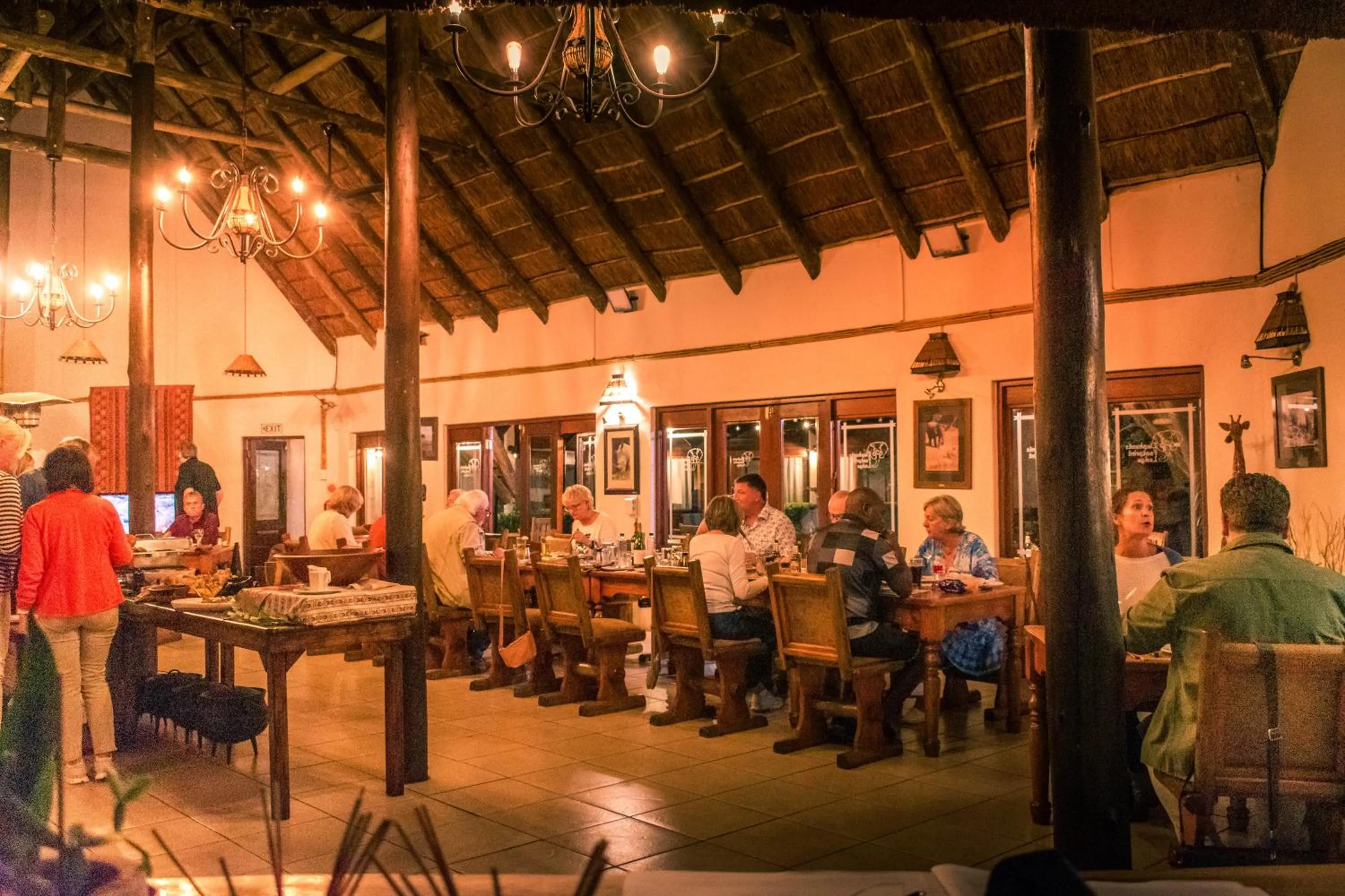 Restaurant/places to eat in Elephants Footprint Lodge